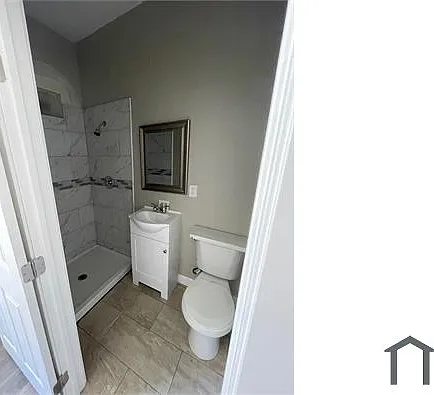1183 W 24th St #A — Photo 3