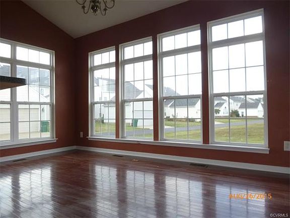 5th image of 1553 Village Field Dr