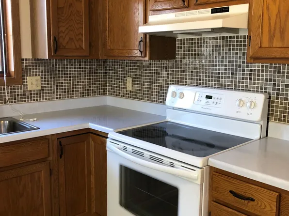 4913 W Kirkwood Cir #6, Sioux Falls, SD 57106