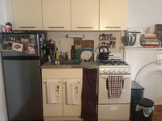 Rented by Douglas Elliman | media 9