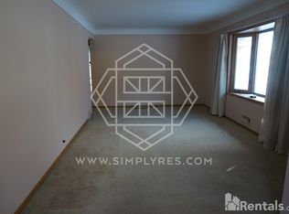 528 5th Ave S, Hopkins, MN 55343