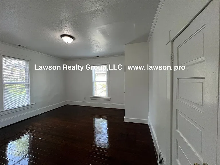 1208 Chapman Ave SW — Photo 29