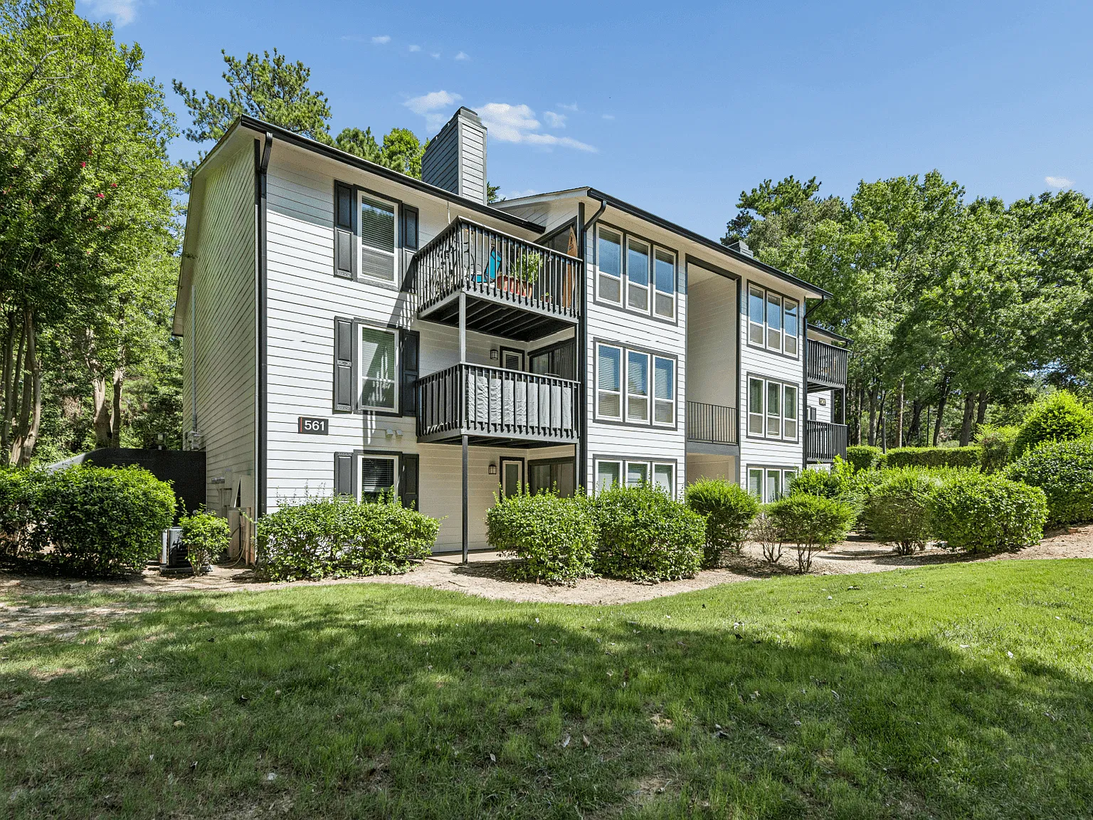 Laurel Springs — Photo 2