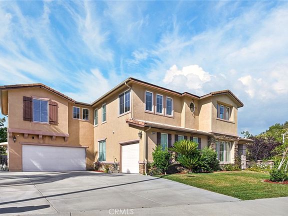 2nd image of 25807 Arbor Ln