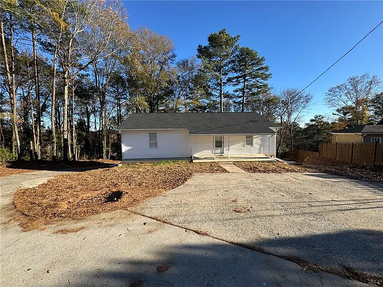 3599 Ridge Rd SE — Photo 22