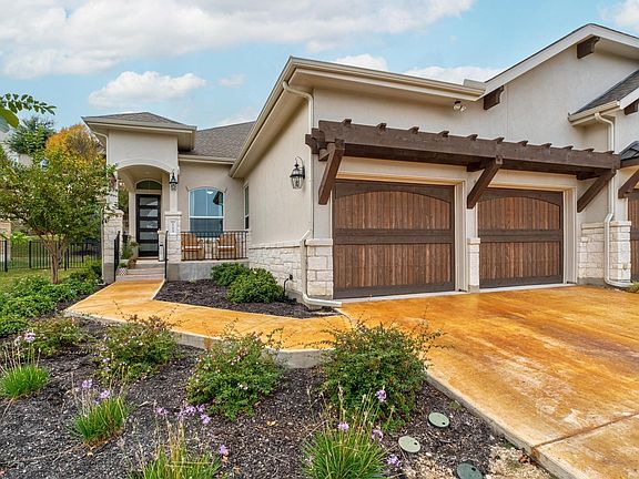 3rd image of 115 Beneteau Dr #77