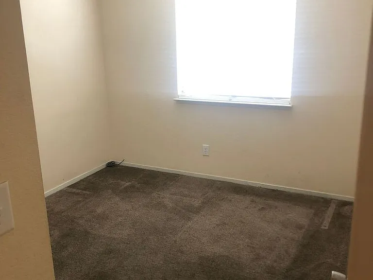 7997 Flametree Ct — Photo 21