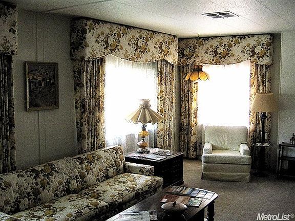 5th image of 77112 Lauppe Ln