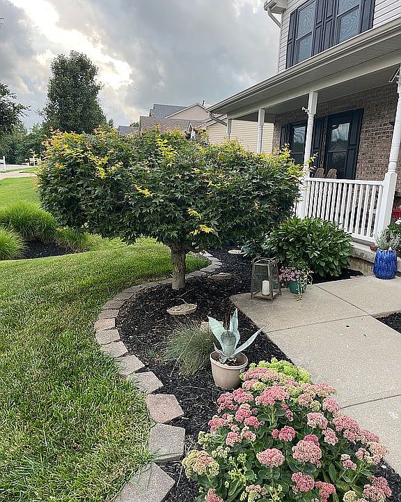 1st image of 2210 Old Orchard Dr