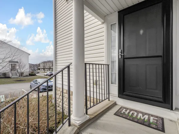 8216 Sugar Magnolia Dr, Blacklick, OH 43004