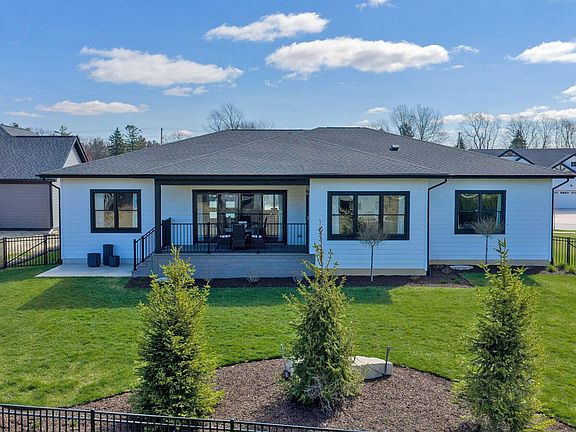 3rd image of 9616 Corydalis Ave