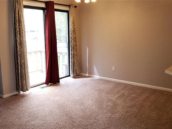 5th image of 3440 Granger Ave S Unit 27