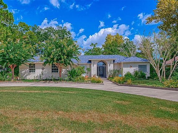 4th image of 5107 Diamond Springs Dr