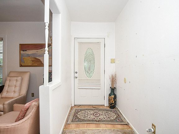 3rd image of 7409 S Hall St