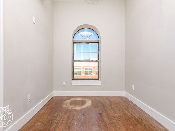 4th image of 2164 Fulton St #6H