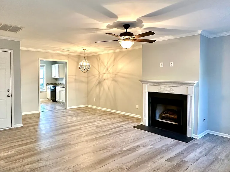 17360 Villanova Rd — Photo 7