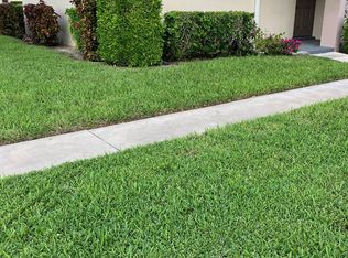 5263 Cresthaven Blvd APT A, West Palm Beach, FL 33415