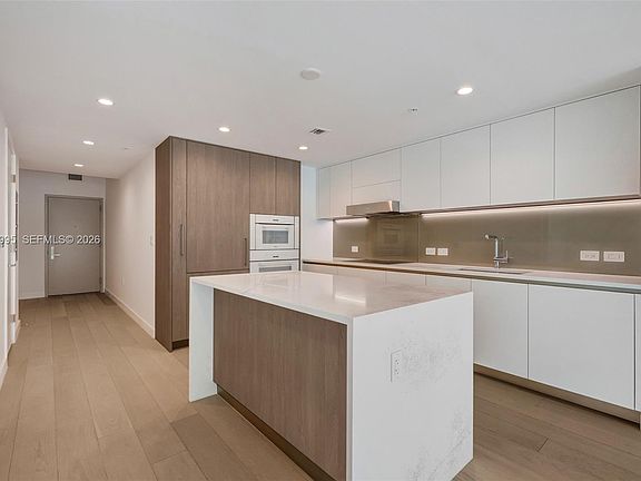 3rd image of 9221 E Bay Harbor Dr #210