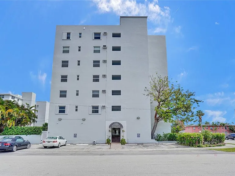 720 Orton Ave #404 — Photo 36