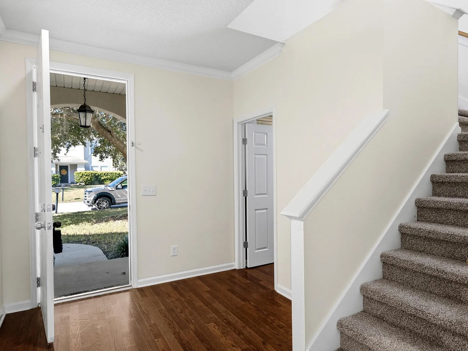 736 Rembrandt Avenue - 1 — Photo 3
