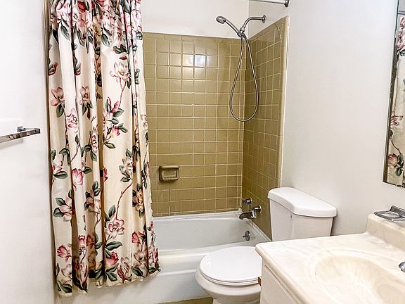 4th image of 5324 Elderbank Dr