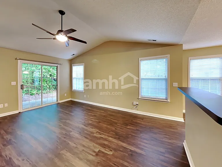 114 Ridge Lake Dr — Photo 8