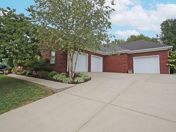 4th image of 7042 Arbor Meadow Way