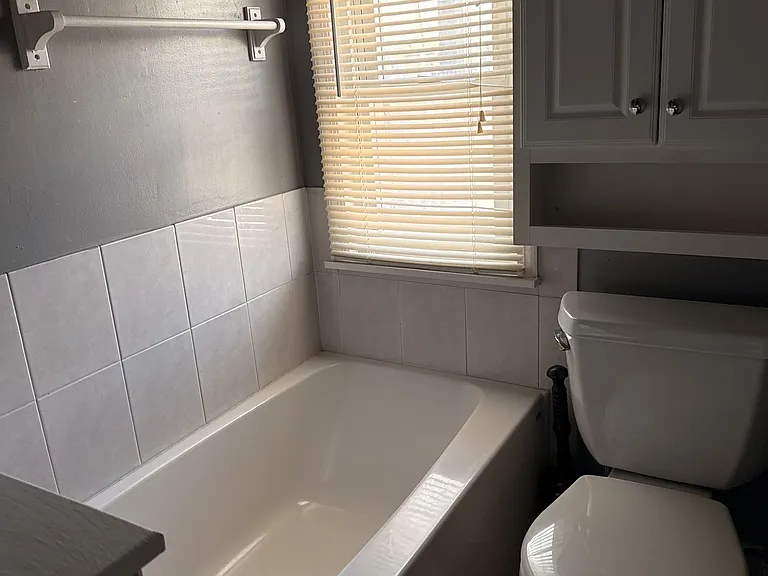 1212 S Main Ave #3 — Photo 7
