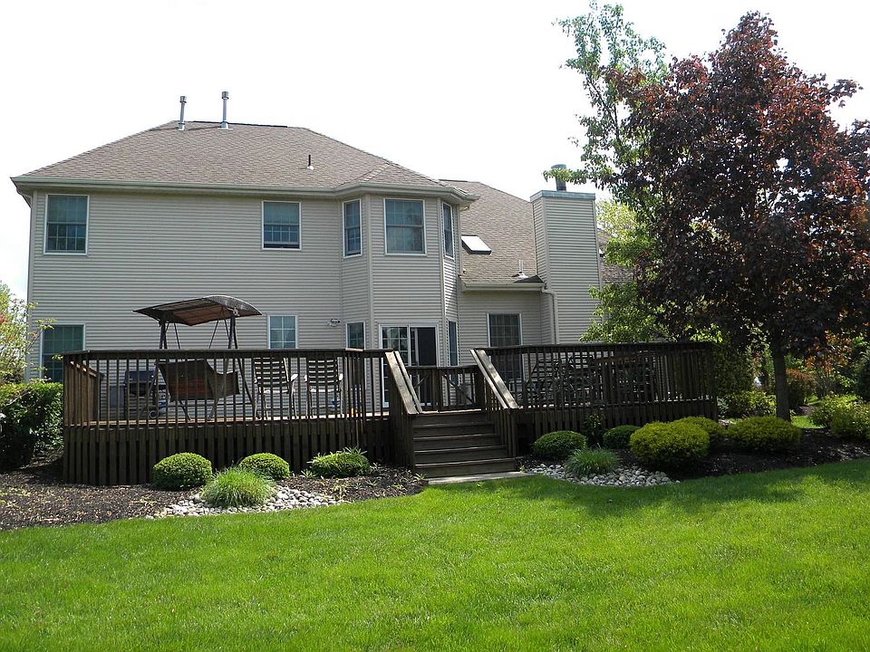 2nd image of 3 Woodland Dr