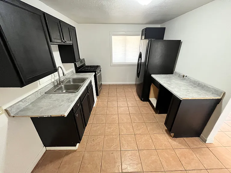 115 E Alturas St #3 — Photo 5