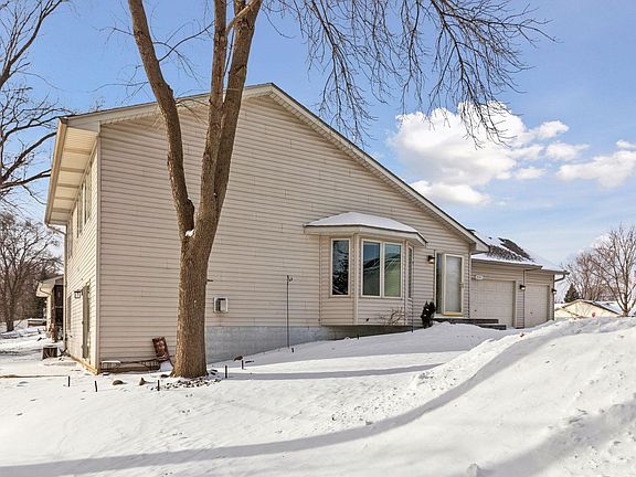 4th image of 20307 Hunter Ct