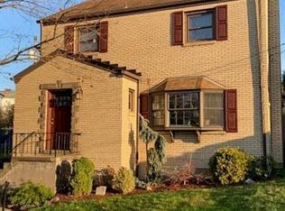 15 Station St, Carnegie, PA 15106
