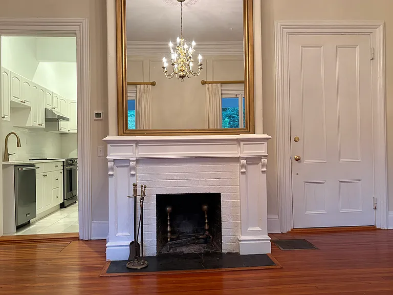 20 Greenough Pl #1 — Photo 8