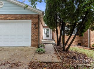 2104 2nd Ave NW, Hickory, NC 28601