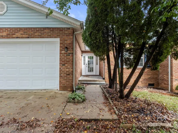 2104 2nd Ave NW, Hickory, NC 28601