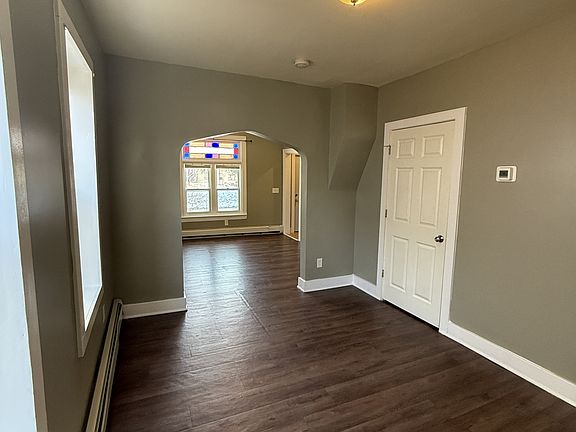 2nd image of 1355 Payne Ave
