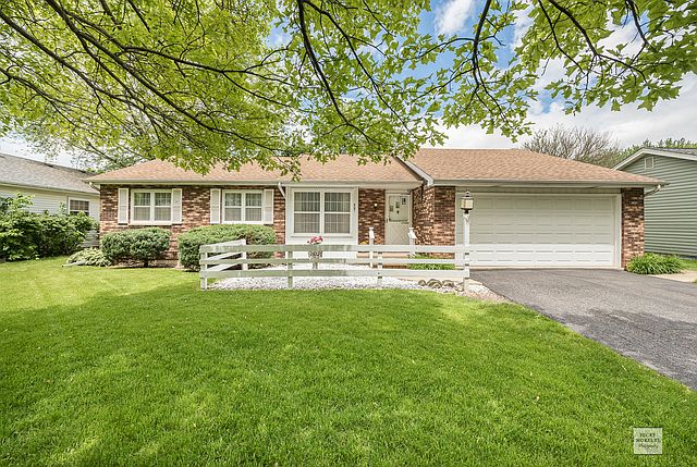 1st image of 507 Birchwood Dr