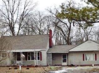 7762 Kitchen Rd, Wales, MI 48027