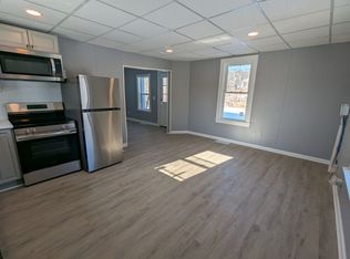 15 Main St, Ballston Lake, NY 12019