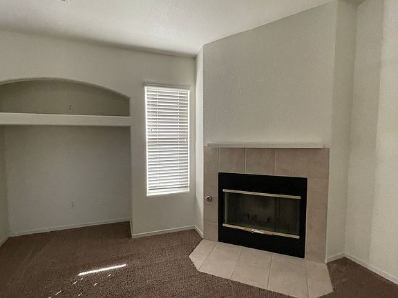 4th image of 2721 W Oakridge Ave