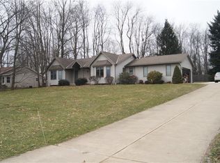 1080 Hilbish Ave, Akron, OH 44312