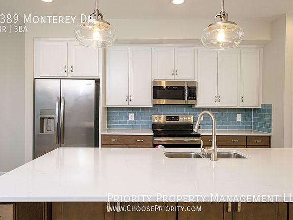 3rd image of 3389 Monterey Dr