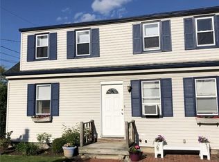 1669 W Main Rd #B, Middletown, RI 02842