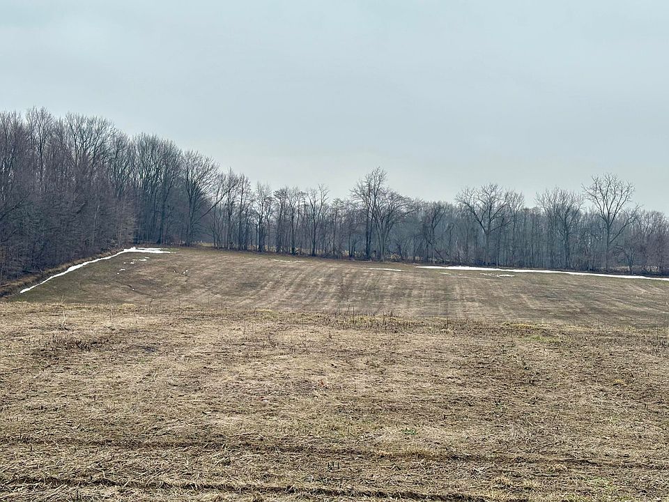2nd image of 210 W Wagner Rd