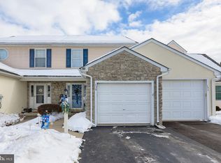 138 Moorland Ct, Lititz, PA 17543