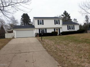 305 Shillelagh Ln, Niles, MI 49120