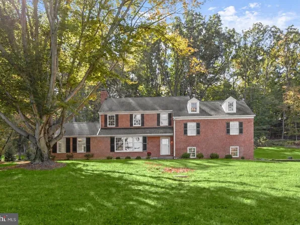 211 Greenspring Valley Rd, Owings Mills, MD 21117