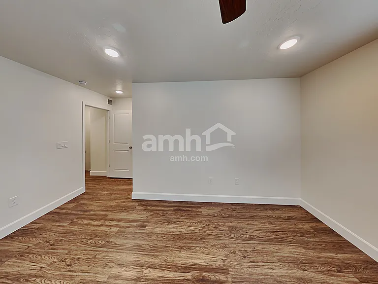 6744 N Silver Creek Dr — Photo 9