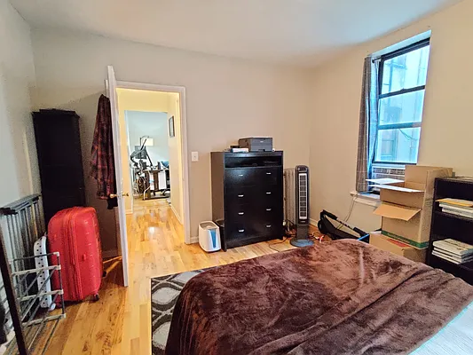 Rented by Signature Property Realty | media 19