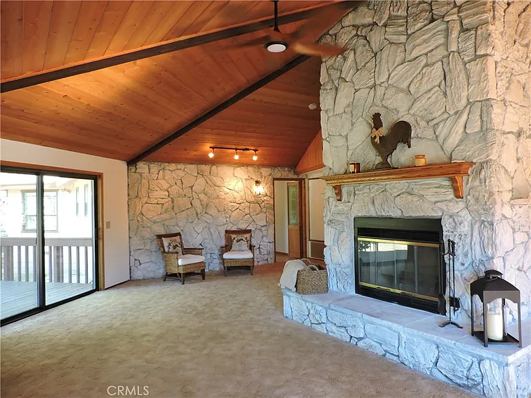 26931 Columbia Way — Photo 22